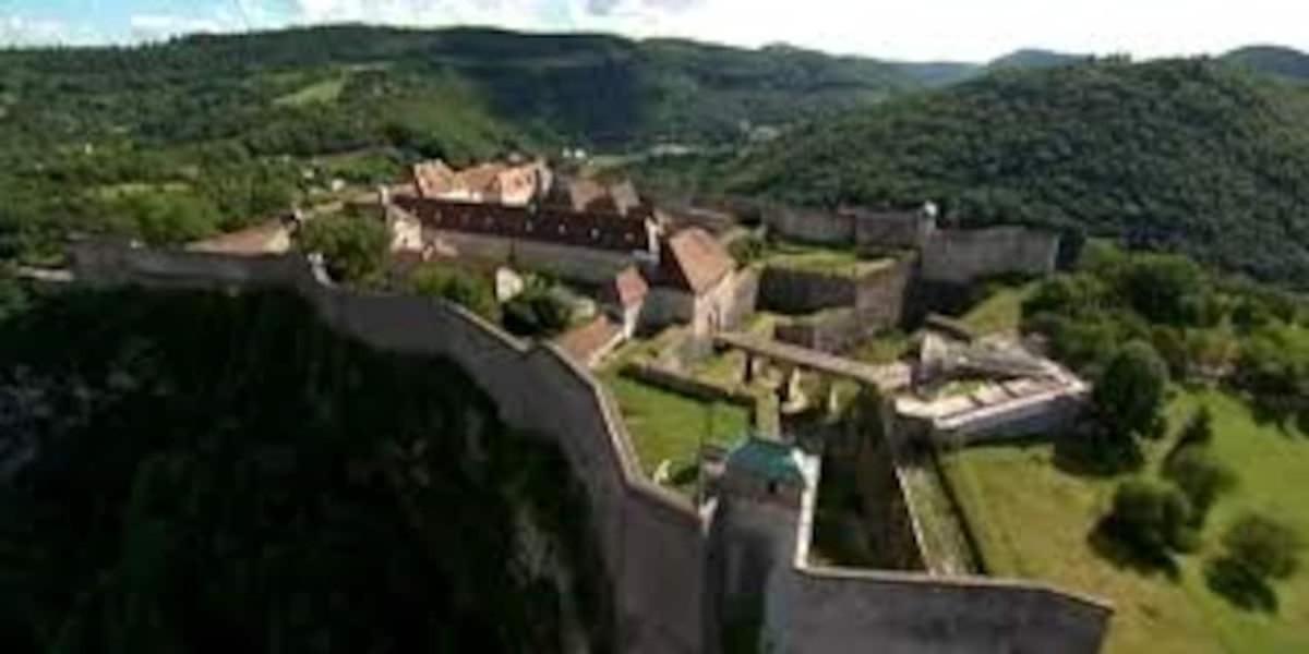 Gite 3 Etoiles "Entre Sources Et Riviere" Besancon Vaire-le-Grand エクステリア 写真