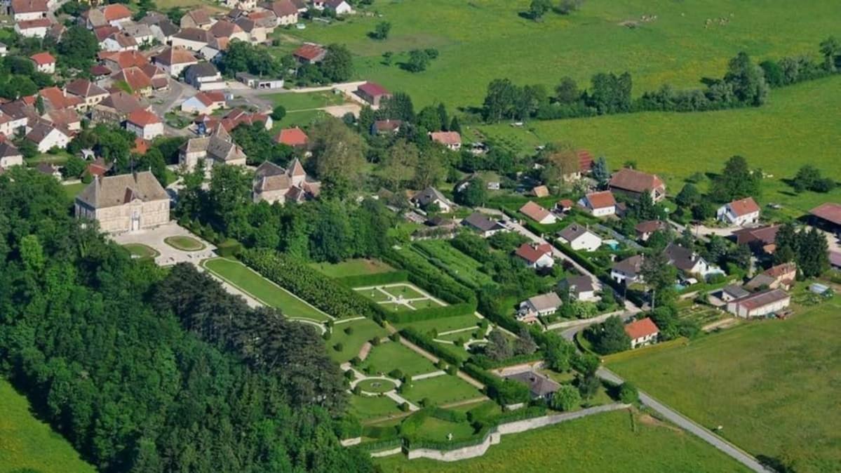 Gite 3 Etoiles "Entre Sources Et Riviere" Besancon Vaire-le-Grand エクステリア 写真